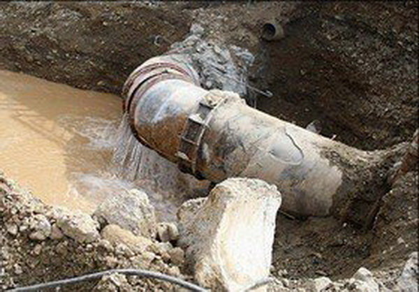 گزارش مکتوب ....سبقت فرسودگی خطوط انتقال آب بوشهرآب ازبازسازی