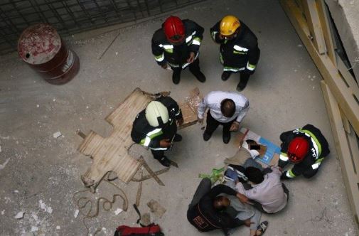سقوط نوجوان اراکی از ساختمان شش طبقه
