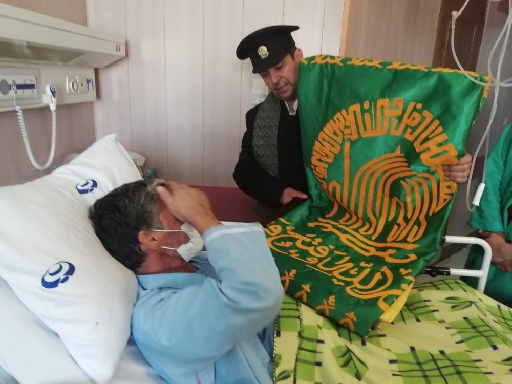 پرچم حرم رضوی بیمارستان سجادیه تربت جام را متبرک کرد