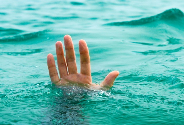 غرق شدن یک جوان در اقلید