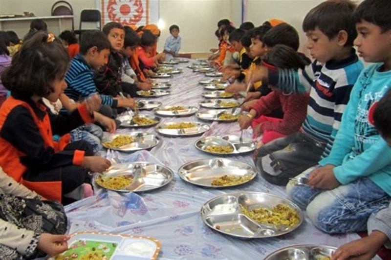 31 هزار کودک مناطق محروم خراسان رضوی ،یک وعده غذای گرم دریافت میکنند