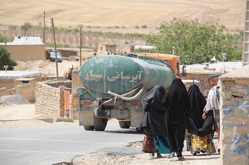 آبرسانی سیار به 456 روستای خوزستان