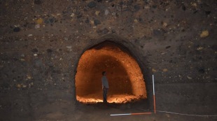 کشف یک غار تاریخی در خانه یک سیاهکلی