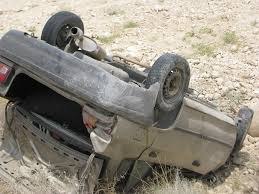 بر اثر واژگونی یک سواری پراید در محورفیروزآباد به سمت قیروکارزین یک نفر کشته و ۳ نفر مجروح شدند.