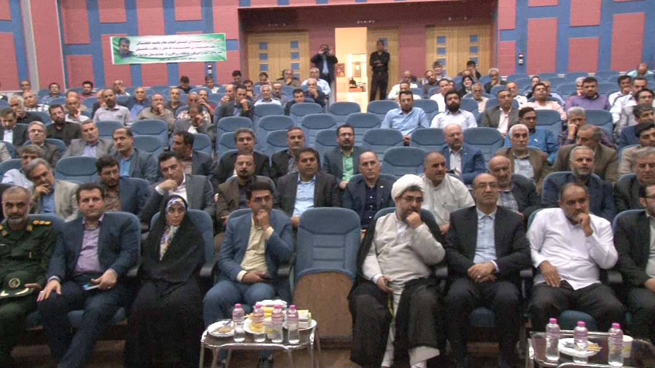 تاکید امام جمعه الوند بر رفع مشکل بیمارستان این شهر