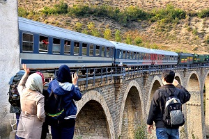 جابجایی ۱۰ میلیون مسافر با حمل و نقل ریلی