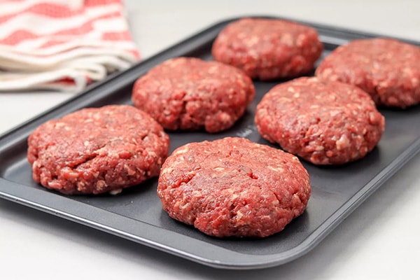 فروش همبرگر گوشت گاو در دانشگاه لندن ممنوع می شود