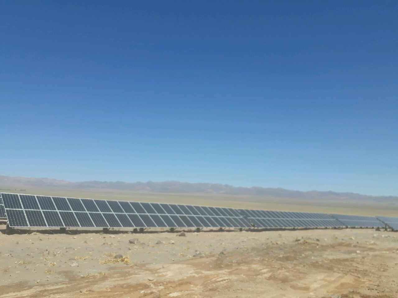 بهره برداری از نیروگاه خورشیدی 7 مگاواتی در سربیشه