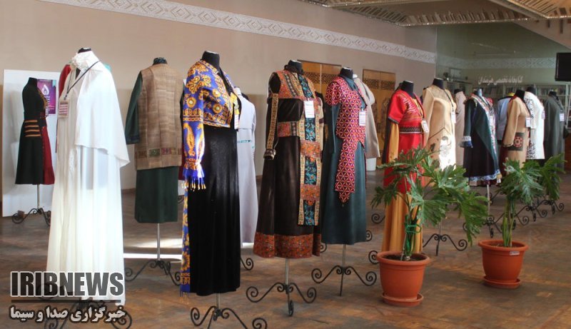 گشایش نمایشگاه مد و لباس سنتی ایران در سقز
