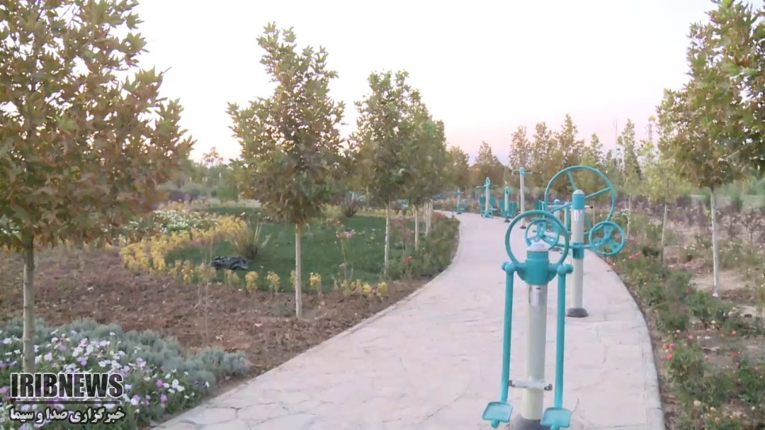 افتتاح بوستان ۸ و نیم هکتاری مهر در کیانمهر