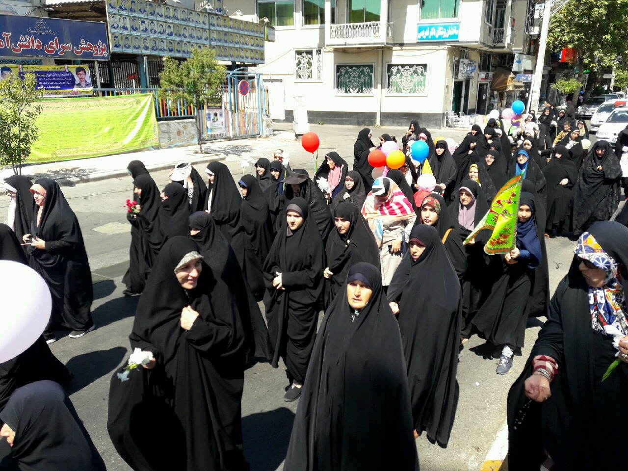 برپایی همایش پیاده وری خانوادگی به مناسبت عید غدیر خم