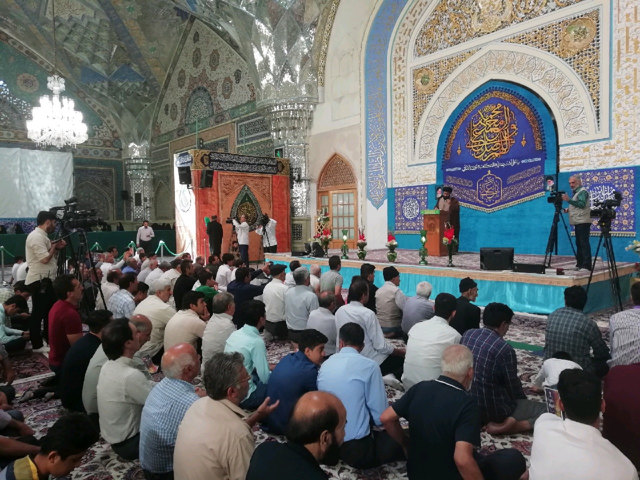 برگزاری جشن باشکوه عید سعید غدیر خم در حرم مطهر رضوی