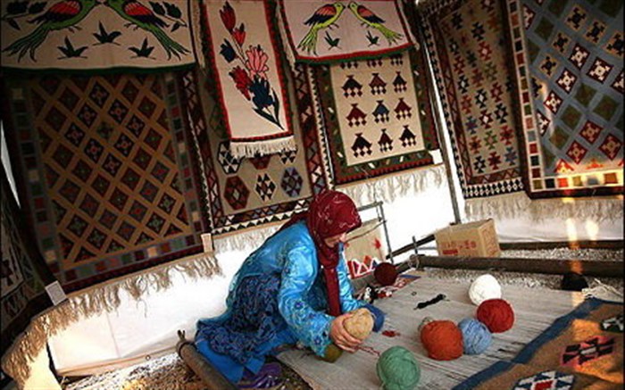 تولید ۱۰ هزار متر مربع صنایع دستی توسط زنان عشایراستان