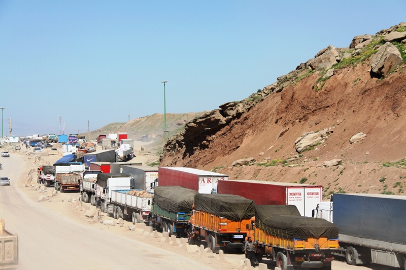 بازگشایی مرز سومار در دستور کار قرار گرفت