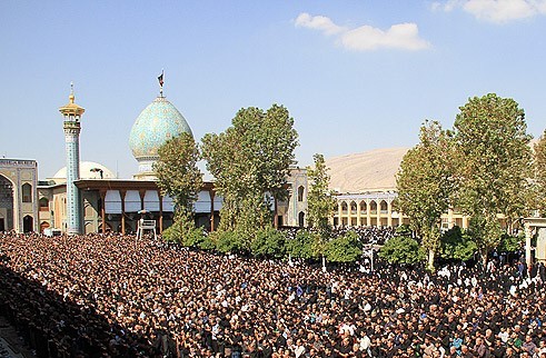 اقامه نماز ظهر تاسوعا و عاشورا در ۵۰۰ بقعه متبرکه فارس