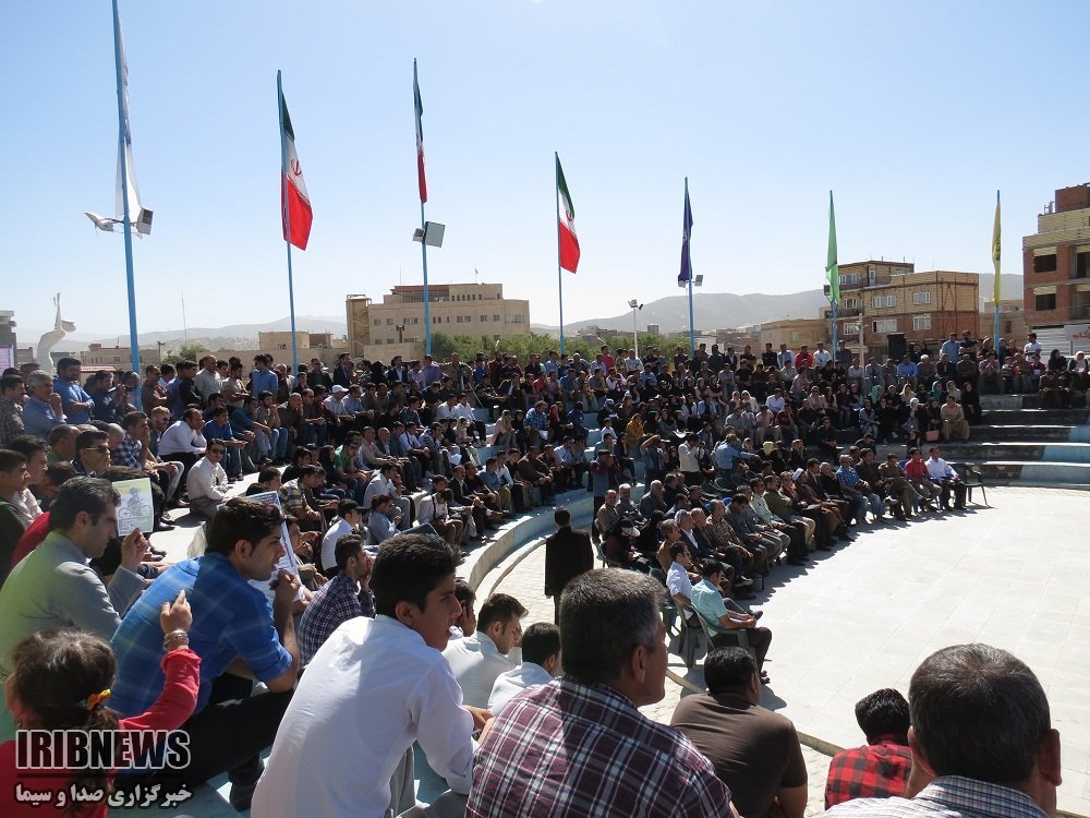 آغاز چهاردهمین جشنواره بین المللی تئاتر خیابانی مریوان