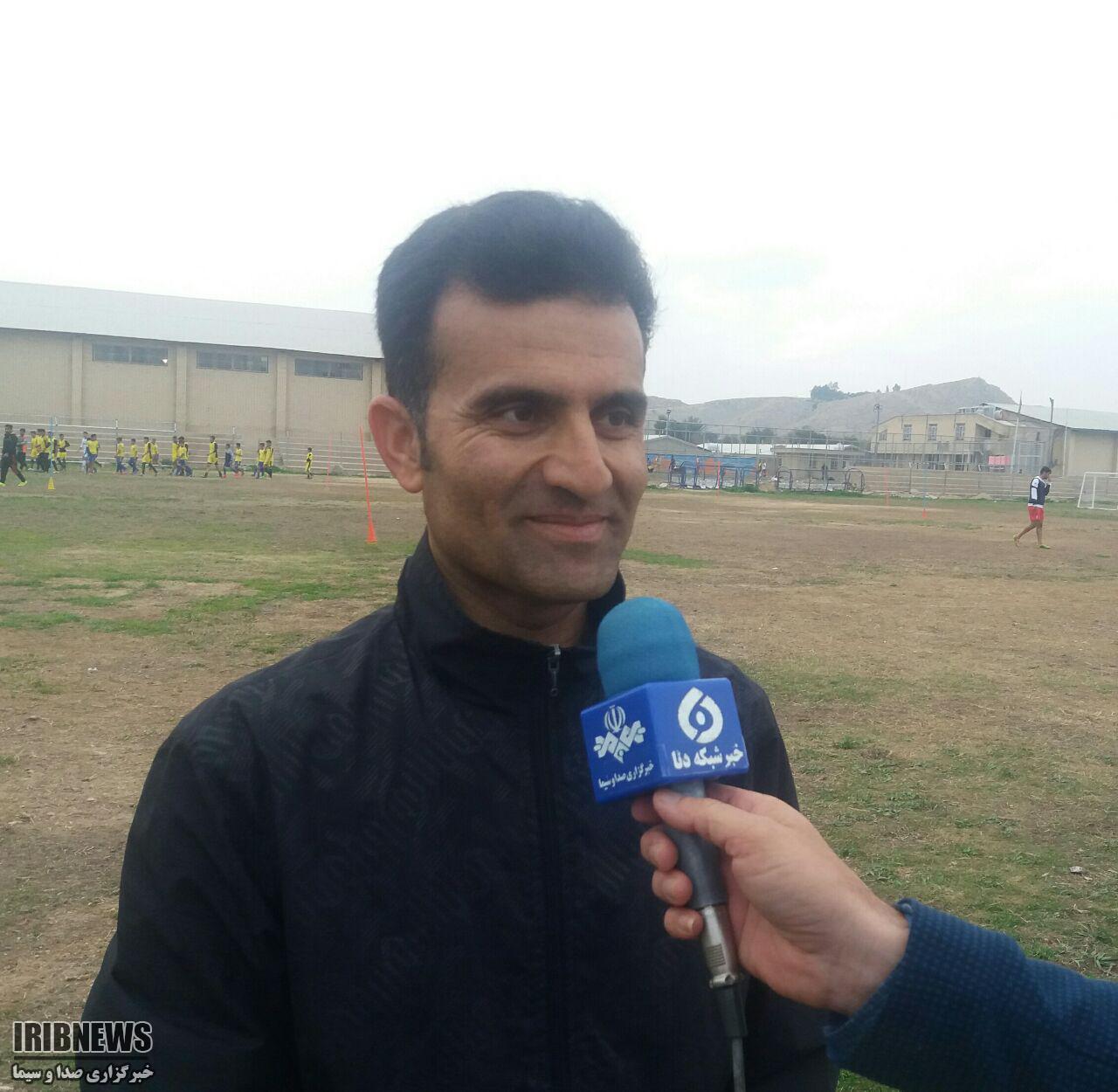 قضاوت کمک داور گچسارانی در لیگ برتر فوتبال