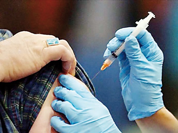 تزریق واکسن آنفلوانزا با تجویز پزشک