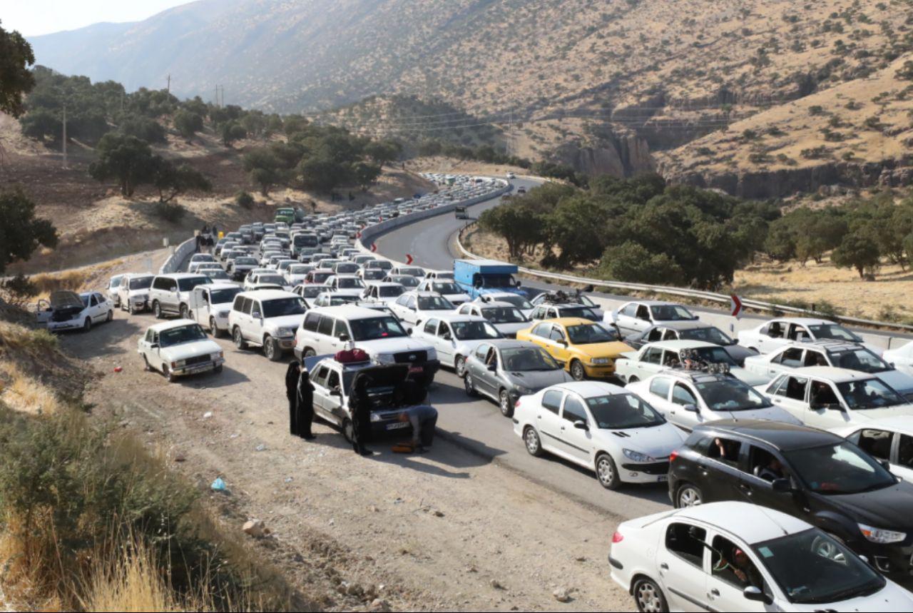 ترافیک سنگین جاده ای در محور اسلام آباد غرب- قصرشیرین