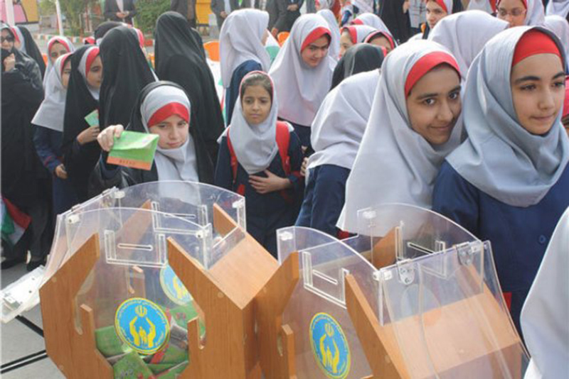 برگزاری جشن عاطفه‌ها در ۴۰۰ مدرسه استان سمنان