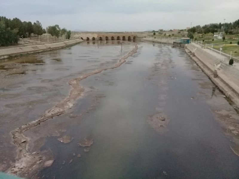 احیای مناطق پایین دست سد رودشتین در اصفهان