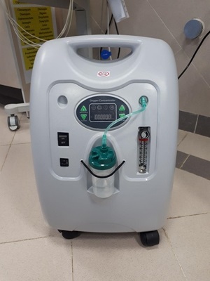 اهدا دستگاه اکسیژن ساز به بیمارستان زاهدشهر