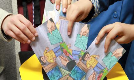توزیع ۱۰۰ هزار پاکت مهر عاطفه‌ها در مدارس استان یزد