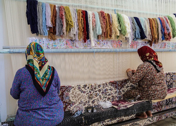تولید ۷۲ هزار متر مربع فرش دستباف در استان کرمانشاه