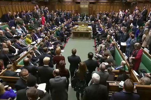 جدال در پارلمان انگلیس