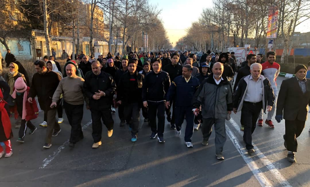 برگزاری همایش پیاده روی صبح و نشاط در مشهد