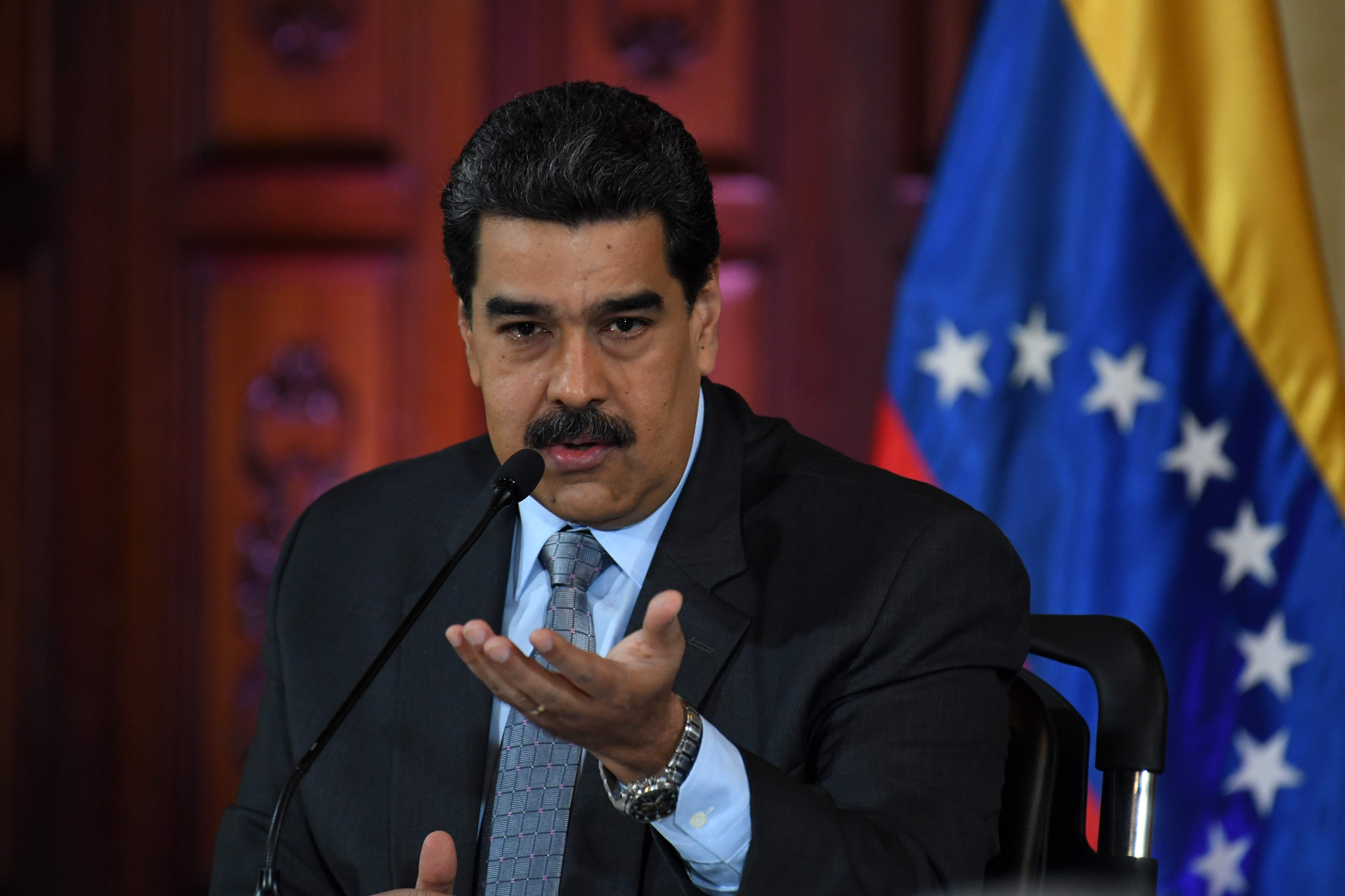 مادورو: هدف ترامپ تنها گرفتن عکس است