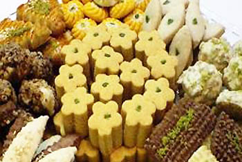 فعالیت ۱۹۵ واحد تولیدی و صنفی شیرینی سنتی در قزوین