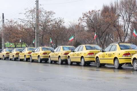 توزیع روکش صندلی رایگان بین هزارو 500 راننده تاکسی شهری