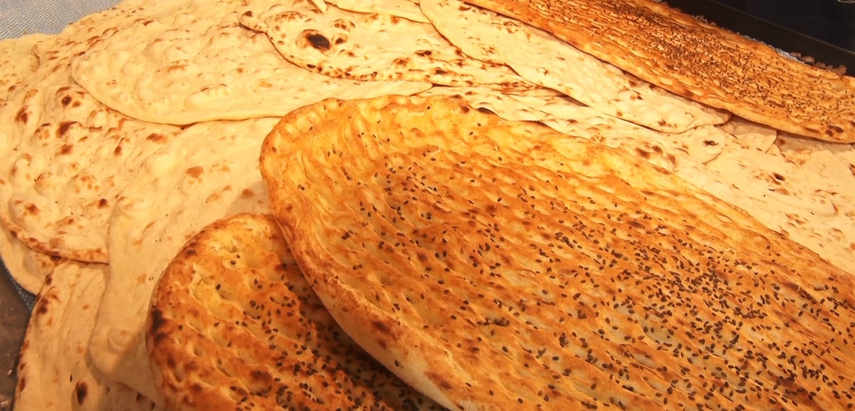 اجباری بودن  نصب تابلوی قیمت مصوب نان و سردر ورودی در نانوایی های اصفهان