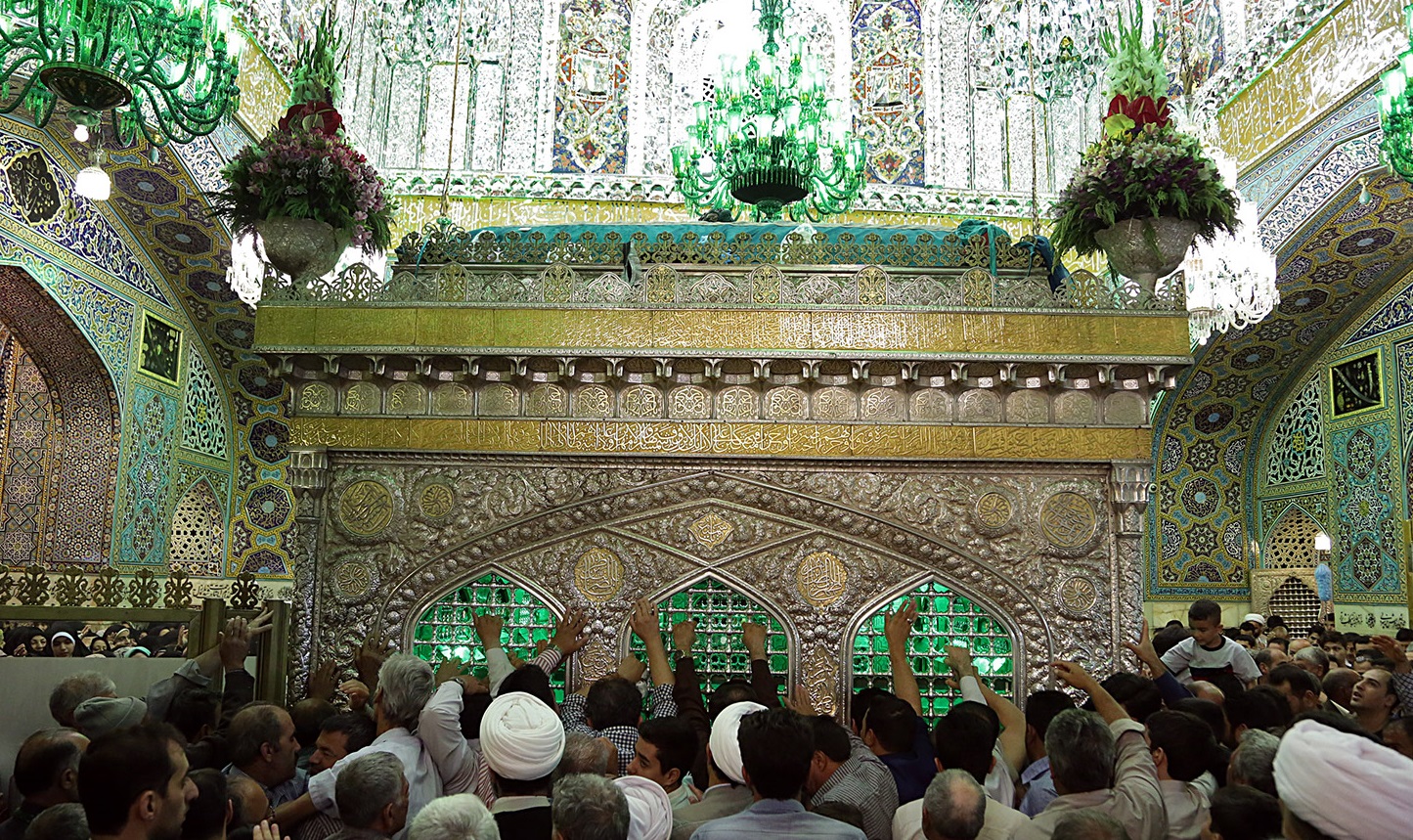 تشرف زائران گرجستانی به حرم مطهر رضوی