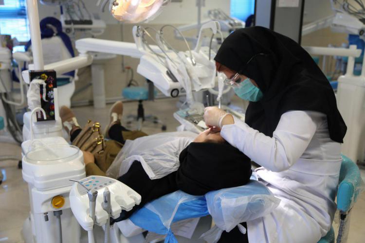 ارائه بیش از ۵ هزار خدمت دندانپزشکی در سپیدان