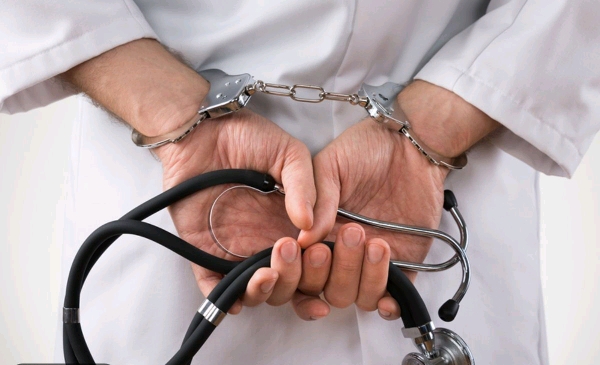 دستگیری پزشک قلابی در اقلید