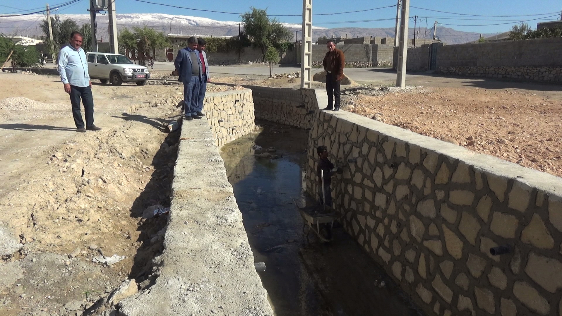 رفع مشکل فاضلاب روستای بردیان چرام