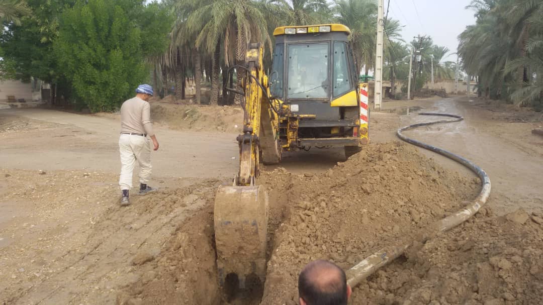 آغاز تعویض  شبکه توزیع آب شرب روستای قطرانی شادگان