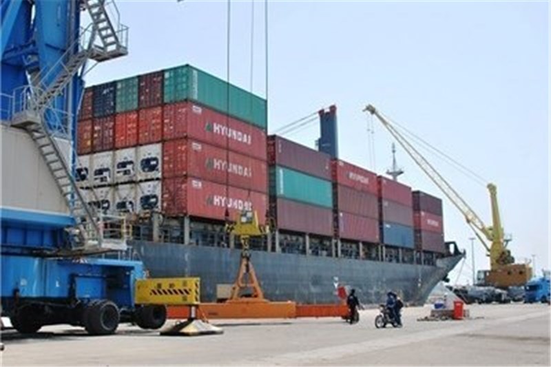 صادرات افزون بر ۸ میلیون دلارکالا از بنادر استان بوشهر به کشور قطر