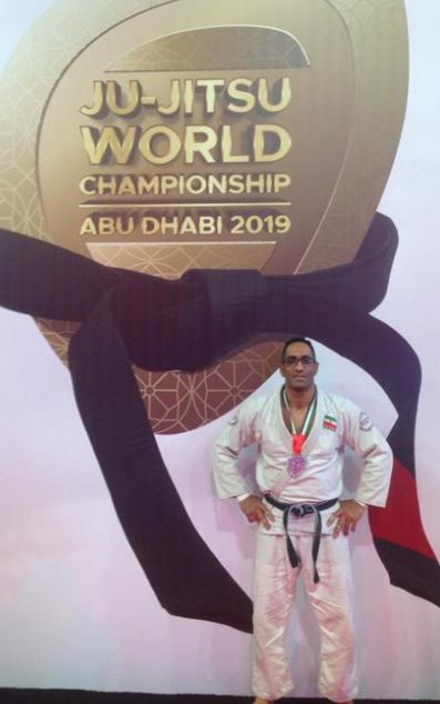 ورزشکار جهرمی به نشان نقره مسابقات جهانی جوجیتسو دست یافت.