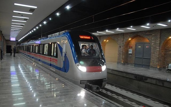 فعالیت دوباره مترو اصفهان در گرو تصمیم ستاد مقابله با کرونا