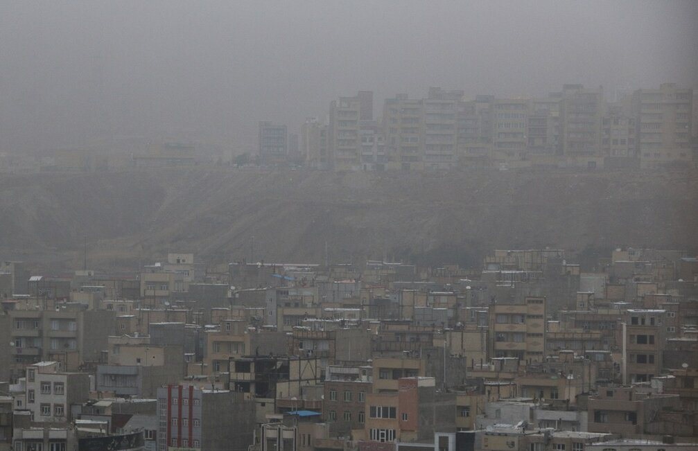 هوای تبریز همچنان آلوده