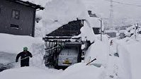 بارش برف سنگین و لغو پرواز هواپیما‌ها در ژاپن