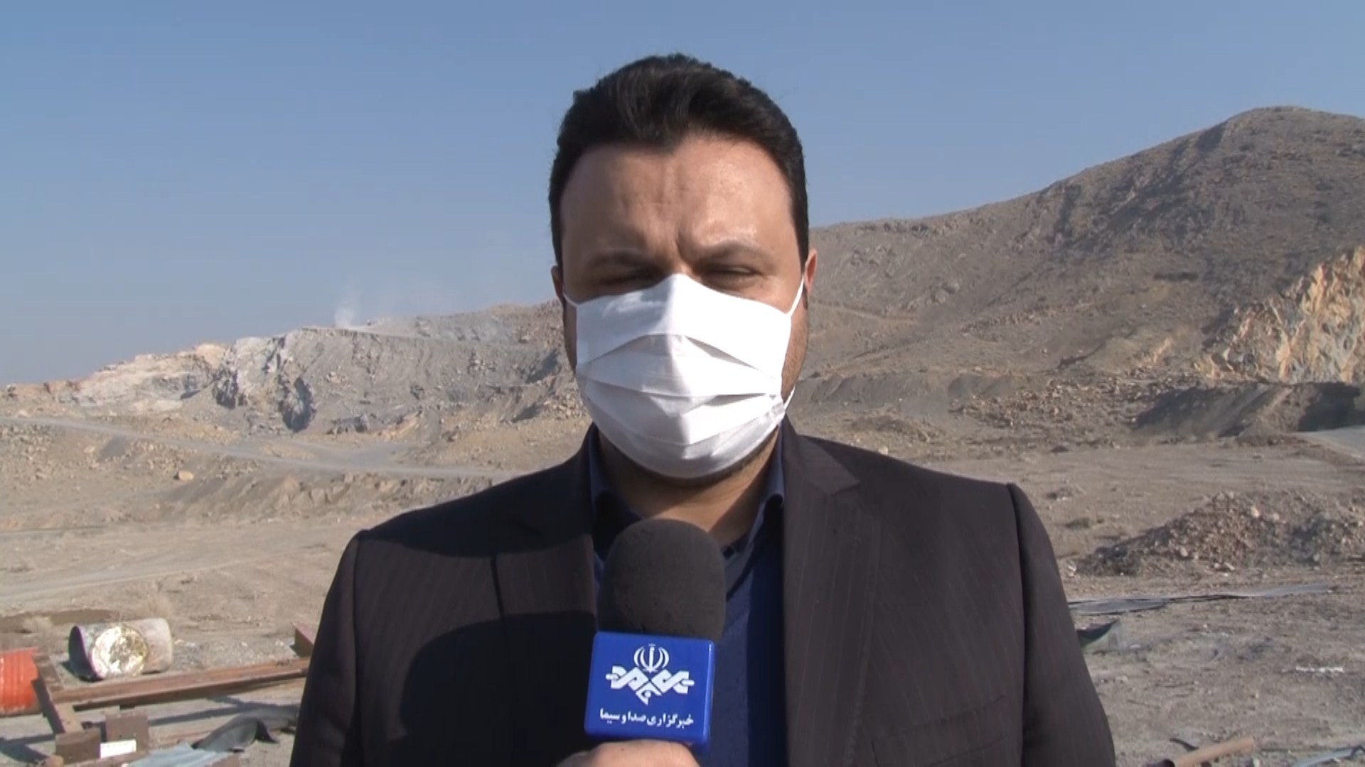 تخریب ۱۱ چاه زغال و مهرو موم  ۹ واحد صنعتی و صنفی در نجف آباد