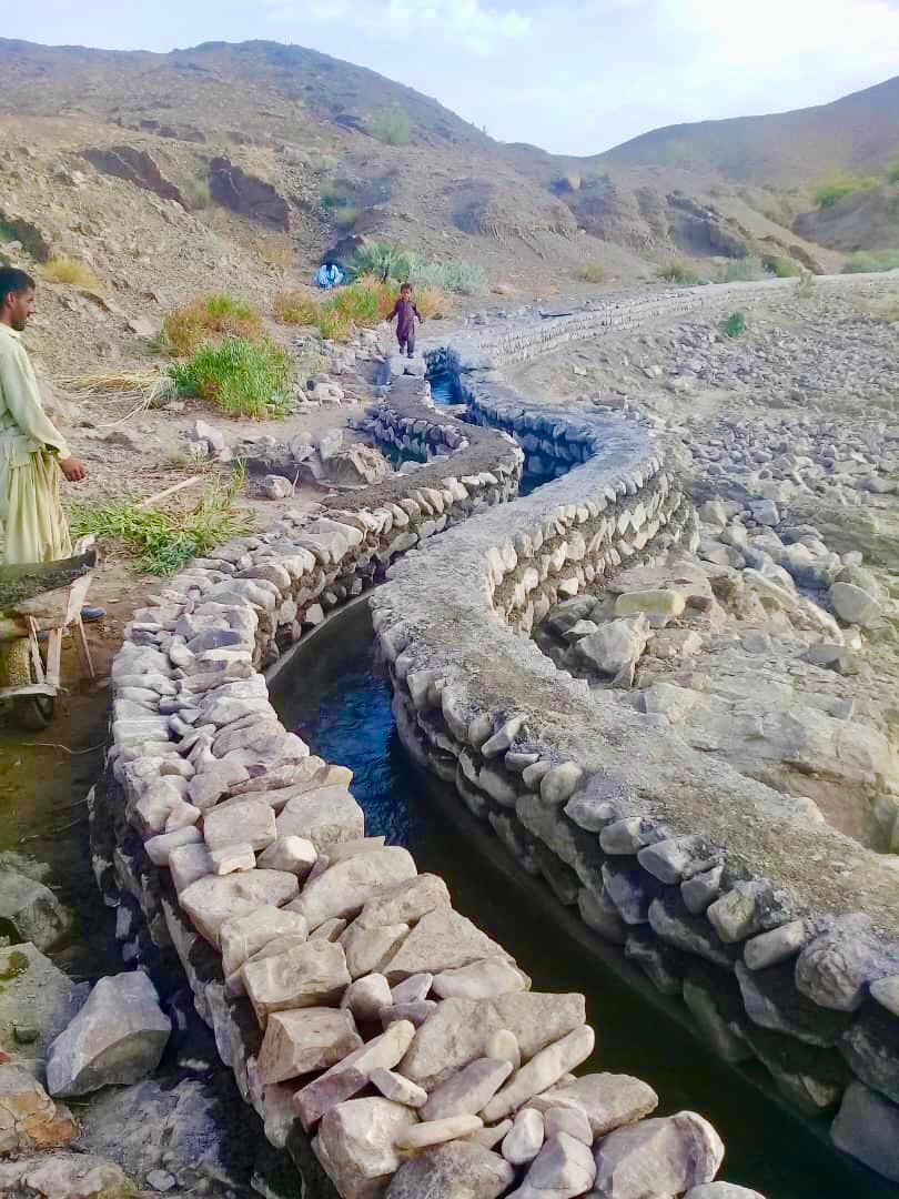 مرمت و بازسازی ٢۵ رشته قنات در مهرستان 