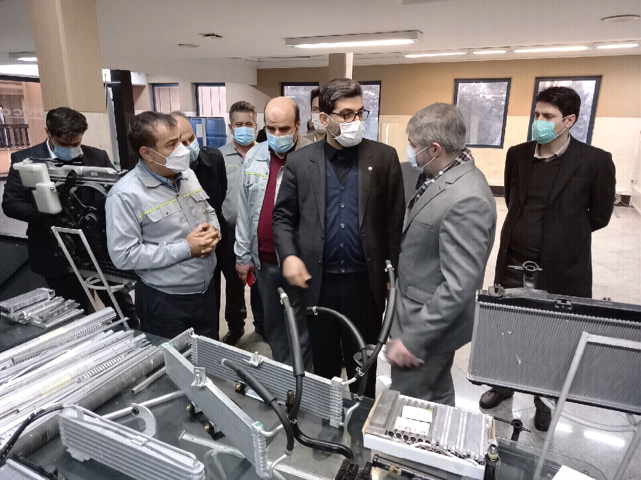 دیدار مدیرعامل شرکت ایران خودرو از شرکت‌های ساوه
