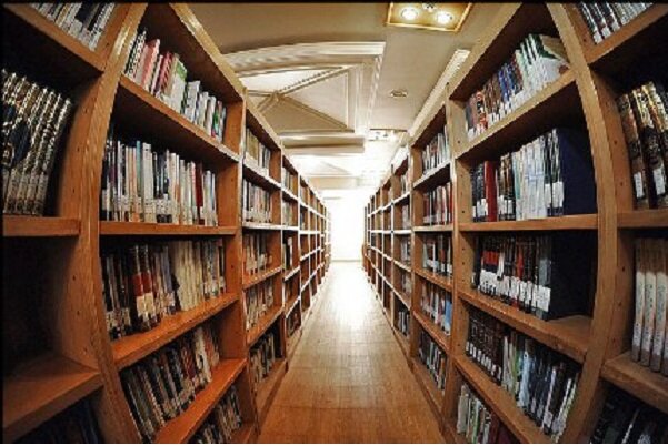 فعالیت کتابخانه‌های عمومی فریدونشهر با نصف توان