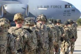 کاهش تعداد نظامیان آمریکا در عراق و افغانستان