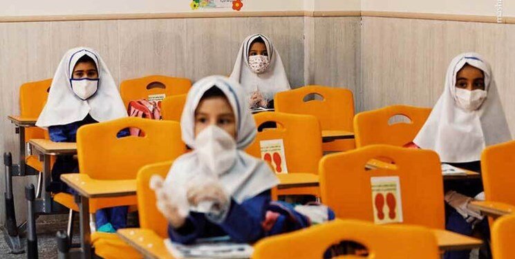 حضور بیش از 200 هزار دانش آموز در مدارس استان